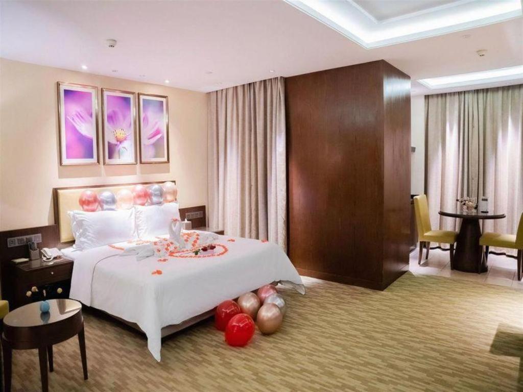 New Regent Hotel Хойчжоу Екстер'єр фото